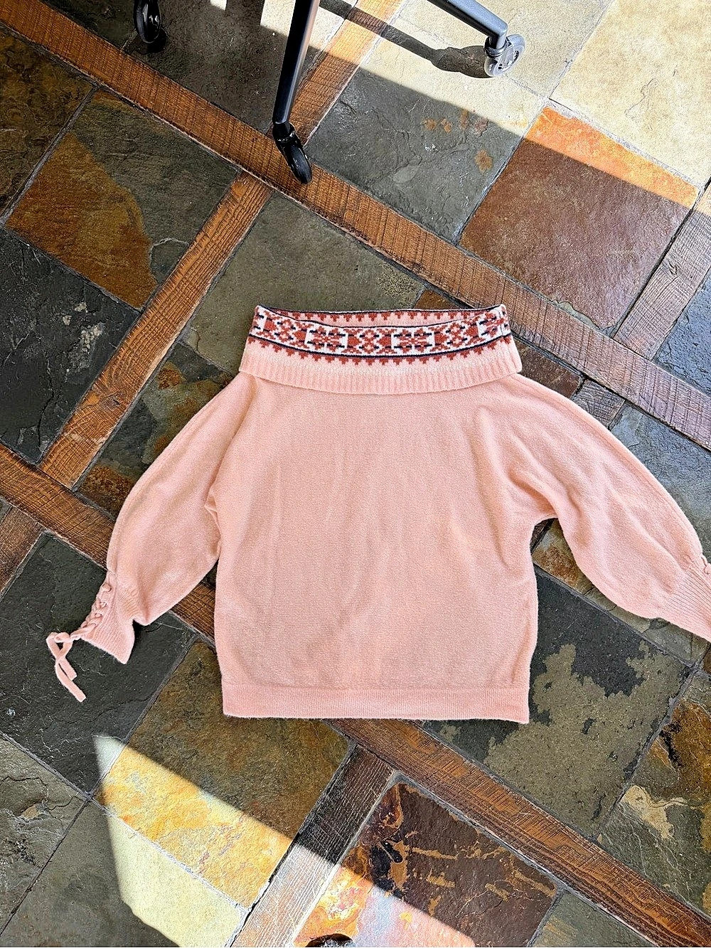 Wrangler Retro Geometric Cowl Neck Pink Size Medium - Picture 2 of 7